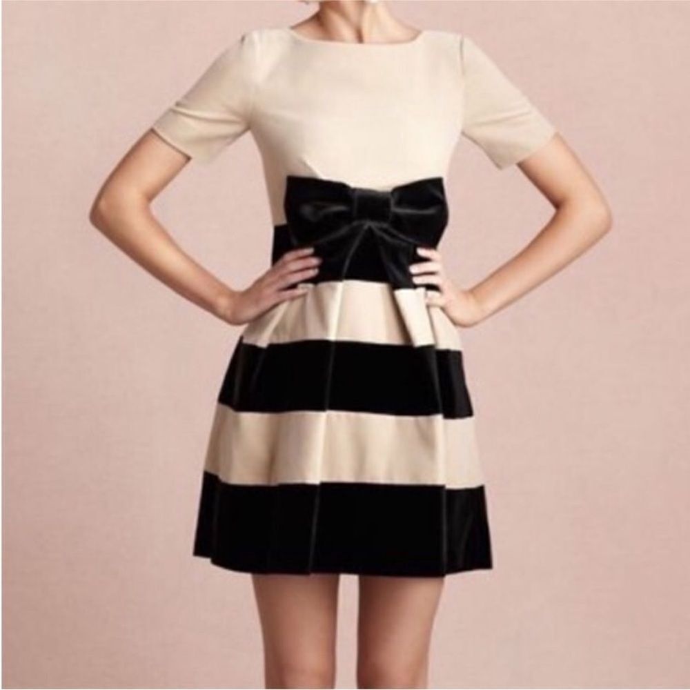 Orlando Kiely Elegant Black and Cream Striped front bow Dress, US8